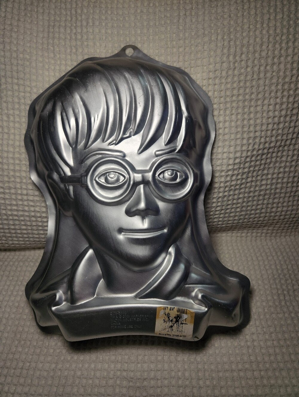 2001 Wilton Harry Potter Cake Pan Hogwarts Wizard Warner Bros